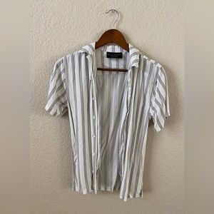 Men’s striped patterns light weight button up